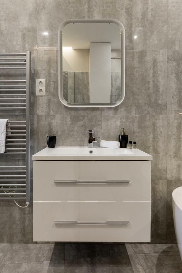 Grand Designer Dream Home In The Center W 3Br/3Bath Boedapest Buitenkant foto