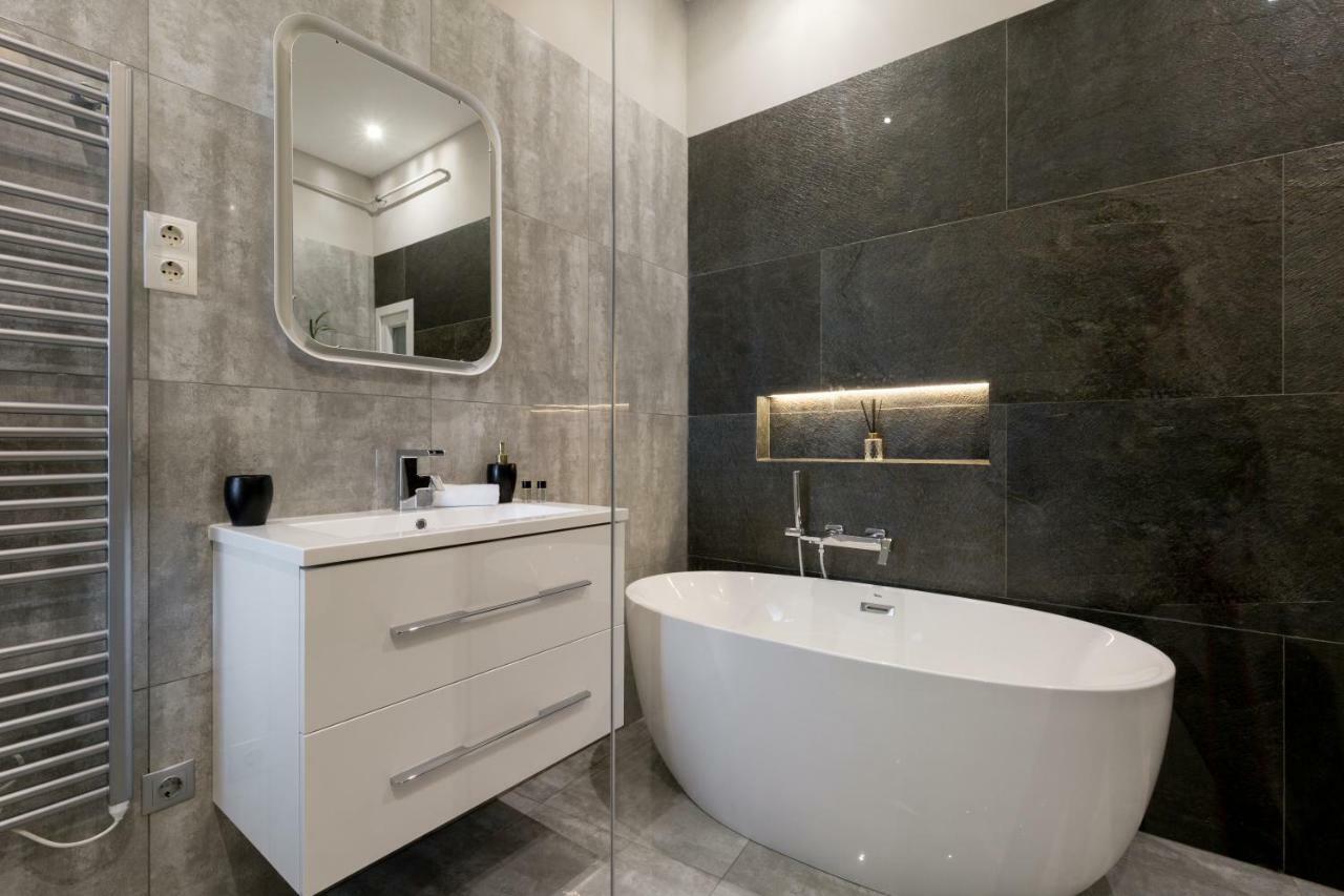 Grand Designer Dream Home In The Center W 3Br/3Bath Boedapest Buitenkant foto